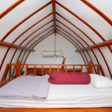 Reddoorz Syariah Near Lombok Epicentrum Mall Матарам Екстериор снимка