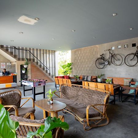 Reddoorz Syariah Near Lombok Epicentrum Mall Матарам Екстериор снимка