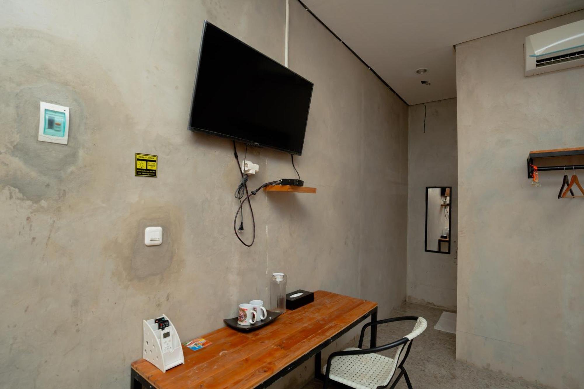 Reddoorz Syariah Near Lombok Epicentrum Mall Матарам Екстериор снимка