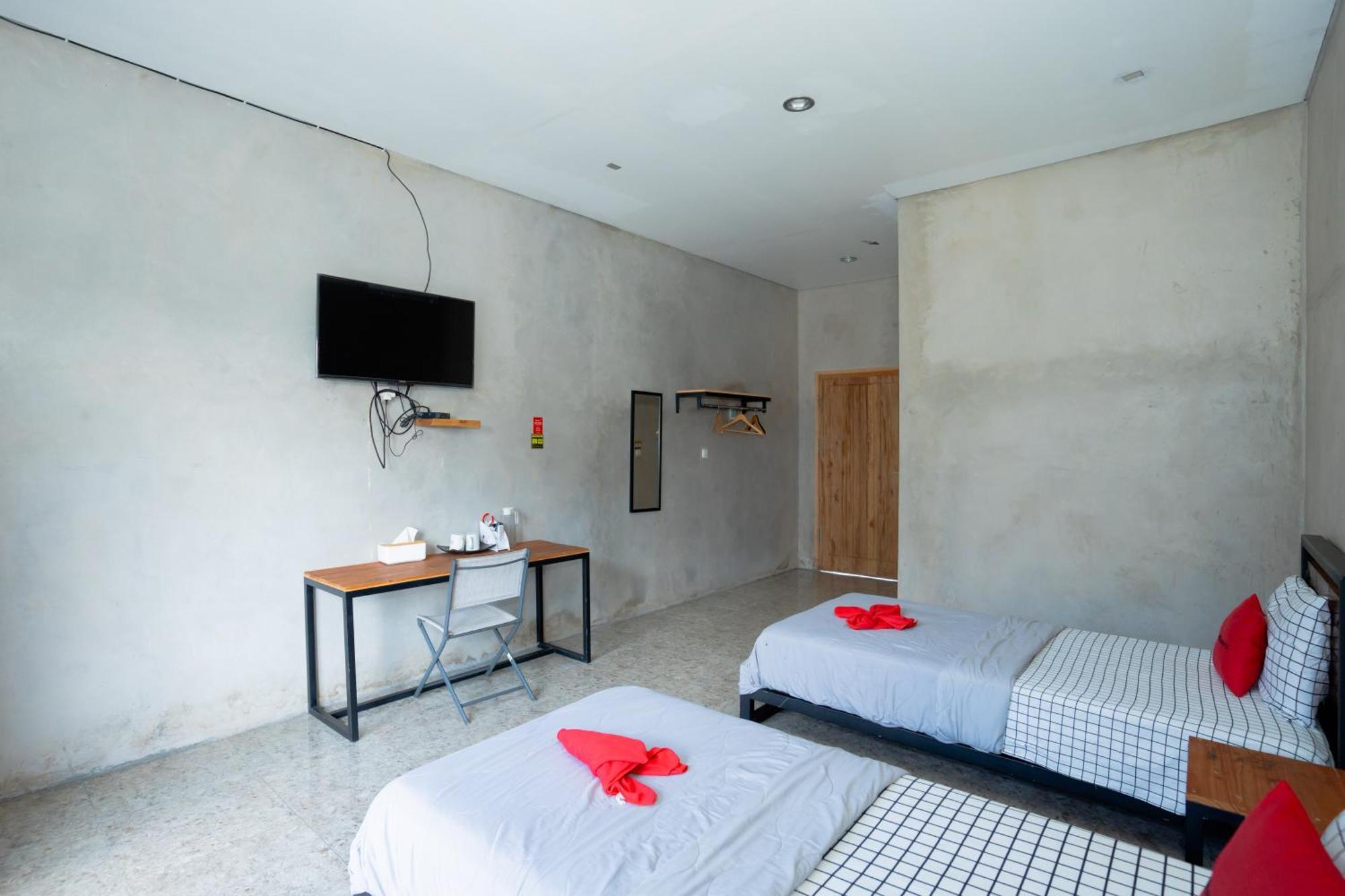 Reddoorz Syariah Near Lombok Epicentrum Mall Матарам Екстериор снимка