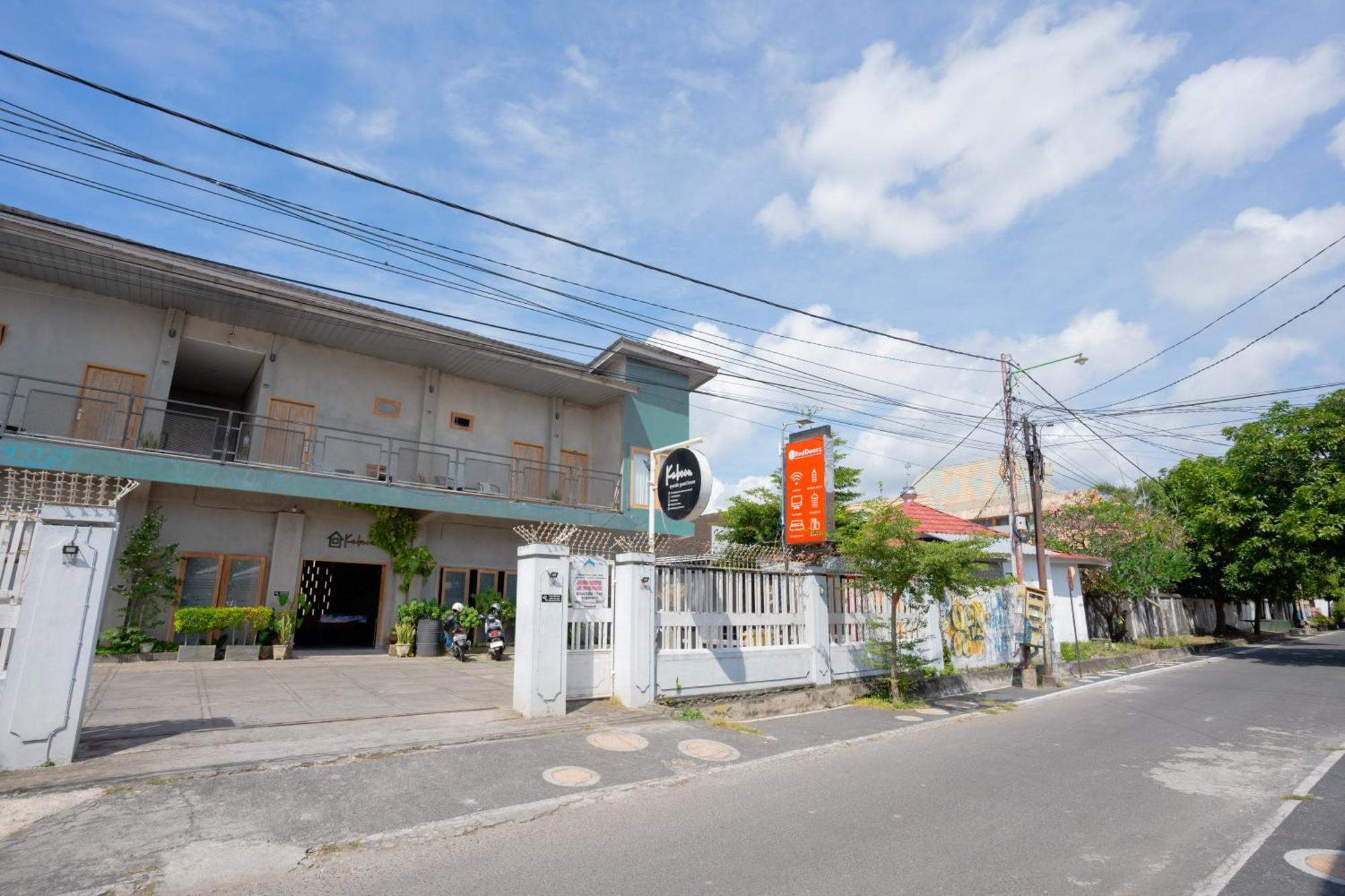 Reddoorz Syariah Near Lombok Epicentrum Mall Матарам Екстериор снимка